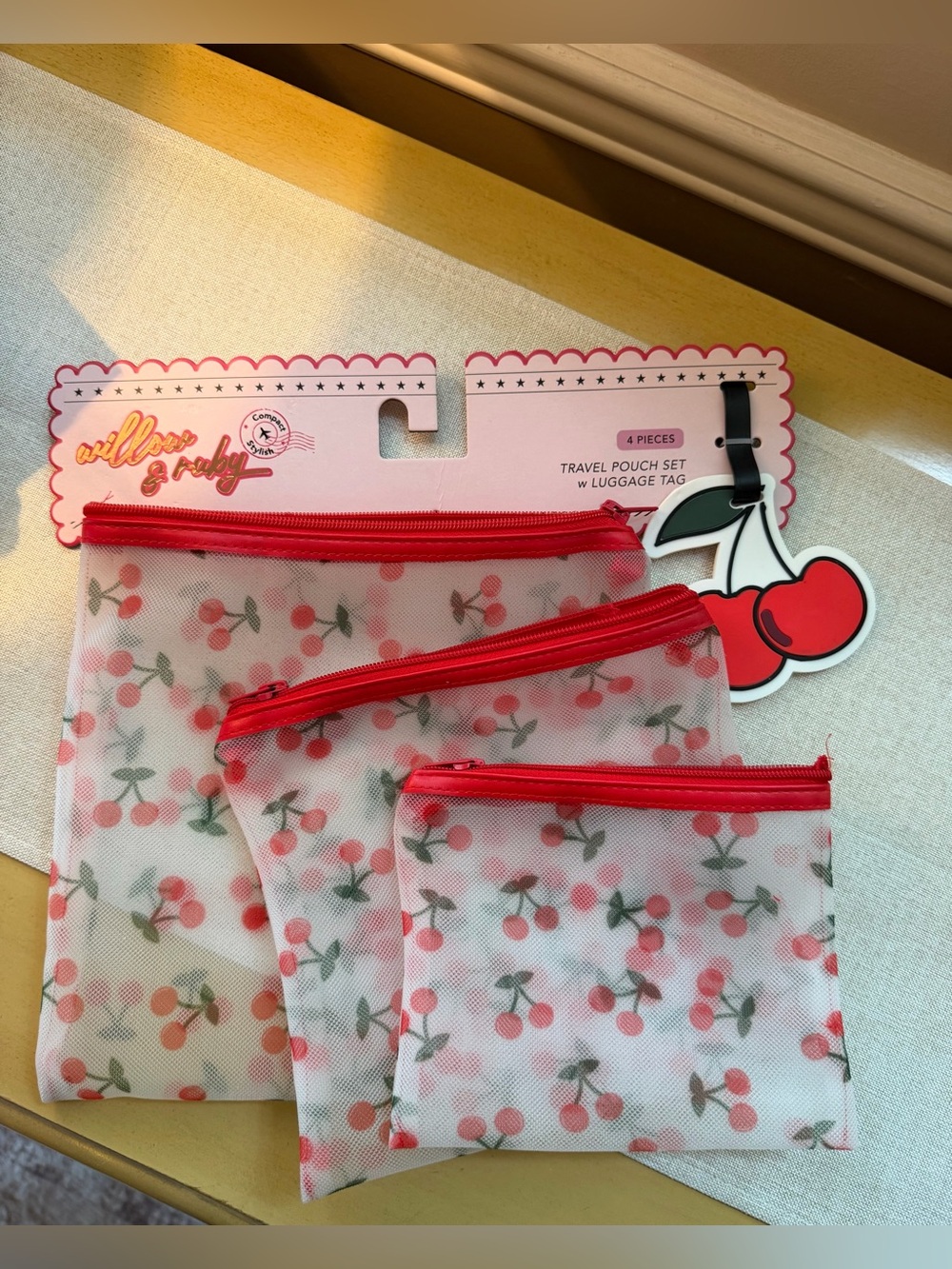 NWT Cherry Print Travel Organizer Set 4 Pc Mesh Pouches & Luggage Tag